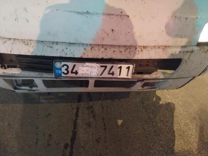 Plakasını traş köpüğü ile kapattı cezadan kaçamadı