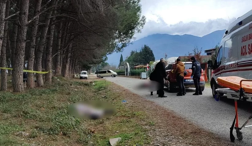 Polis katliam yaptı: Annesi, iki ağabeyi ve yengesini öldürdü