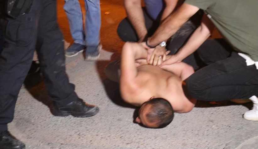 Polislere ve babasına zor anlar yaşattı