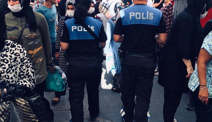 Polisten yankesicilik uyarısı, broşür dağıttılar