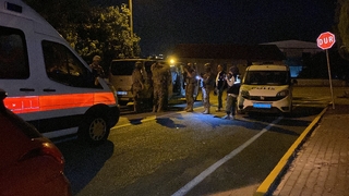 Pompalı tüfekle sokağa çıktı: 4 saatte ikna edildi