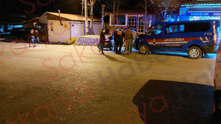 Pompalıyla eşinin dükkanına saldırdı