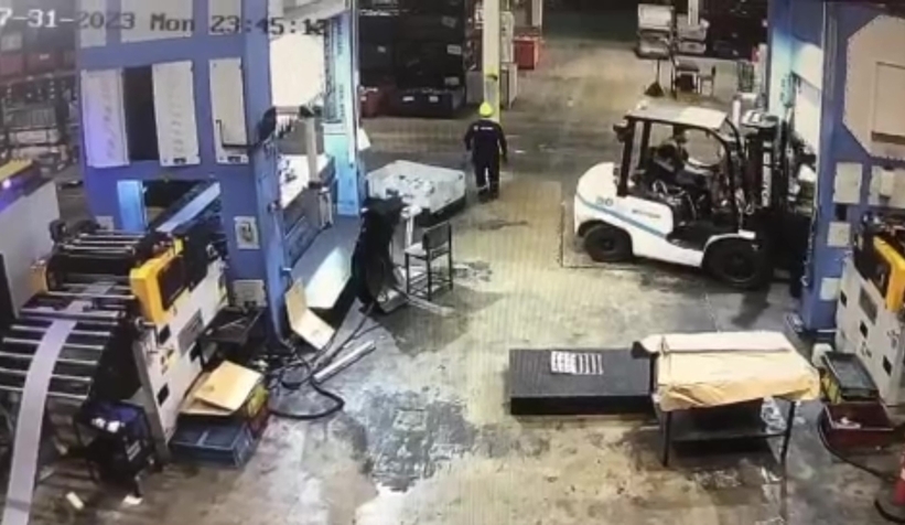 Pres fabrikasında feci ölüm