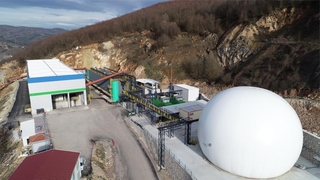 Pres makinesinde feci ölüm