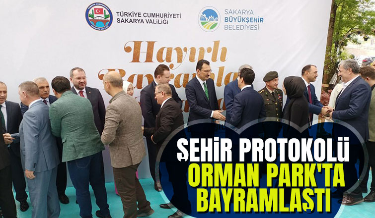 Protokol Orman Park'ta bayramlaştı