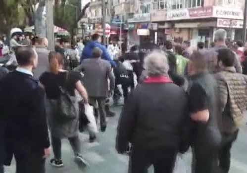 Ramazan ayında alkol içemezsiniz tartışması kavgaya dönüştü