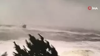 Raylarda yürüyen vatandaşa Yüksek Hızlı Tren çarptı