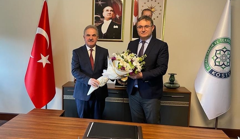 Rektör Elmas görevine başladı