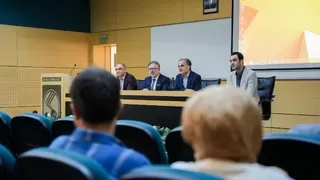 Rektör Hamza Al, Araştırma Görevlileri ile buluştu
