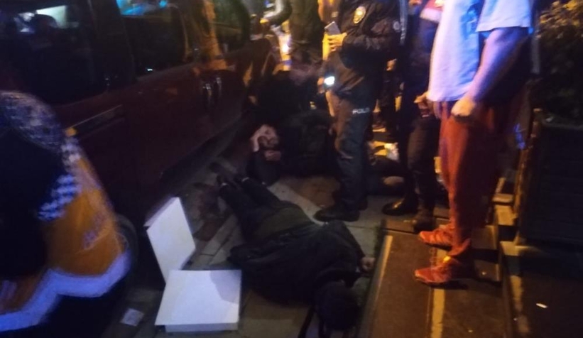 Restoran karıştı: 2 kişi vuruldu