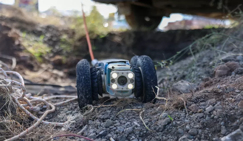 Robotlar kanalizasyon hattında