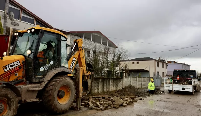 Rüstemler'in içme suyu hattı yenileniyor