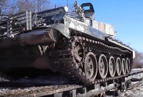 Rusya-Ukrayna krizinde sıcak saatler: Putin'in emriyle başladı