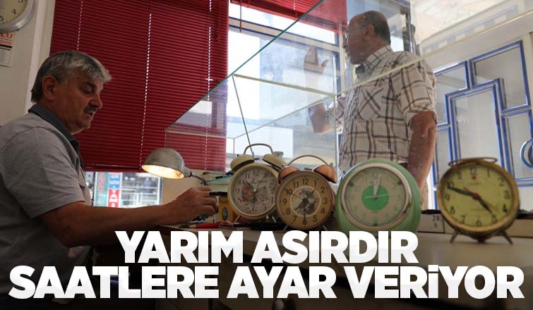 Saat tamircisi mesleğini ayakta tutmaya çalışıyor