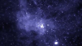 Saatte 177 bin kilometre hızla yol alan devasa bir kara delik