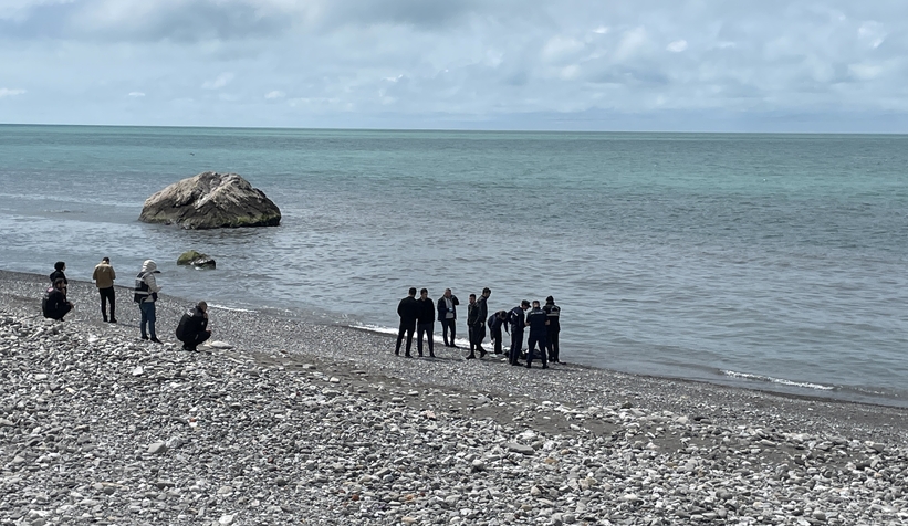 Sahilde kadın cesedi bulundu