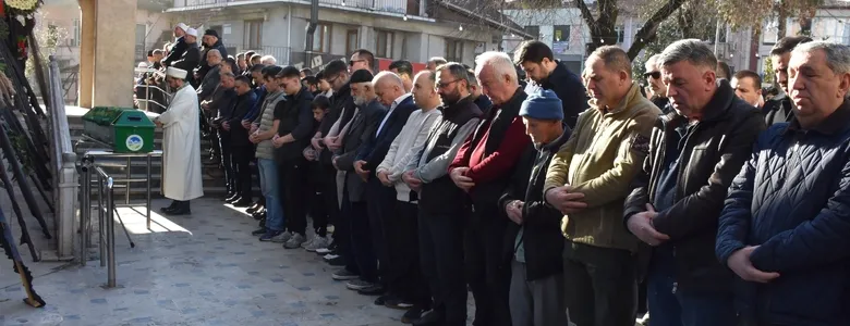 Sahilde ölü bulunmuştu, iş adamına son görev