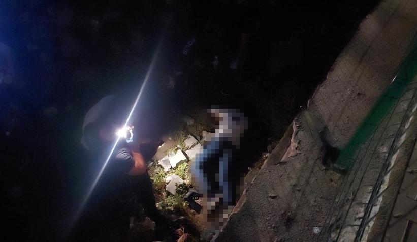 Sahilde silahla vurulmuş halde bulundu