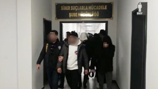 Sahte hesaplarla yedek otomobil parçaları satıp, 7 kişiyi dolandırdılar