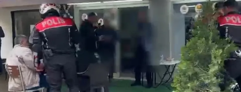 Sakarya'da 2 çay ocağına fuhuş baskını