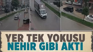 Sakarya'da caddeler göle döndü