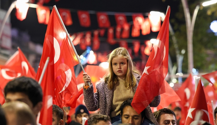 Sakarya'da fener alayı düzenlendi