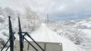 Sakarya'da kardan kapanan 31 yol açıldı