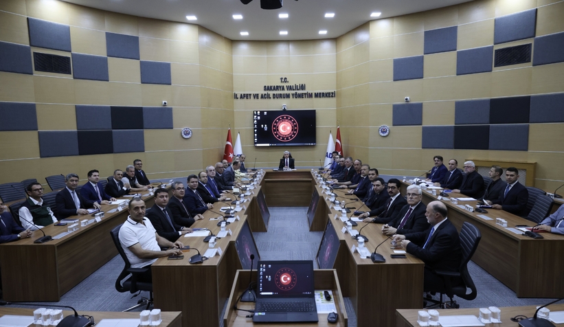 Sakarya'da okulların güvenliği masaya yatırıldı.