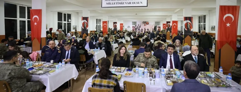 Sakarya'da şehit aileleri ve gaziler onuruna iftar