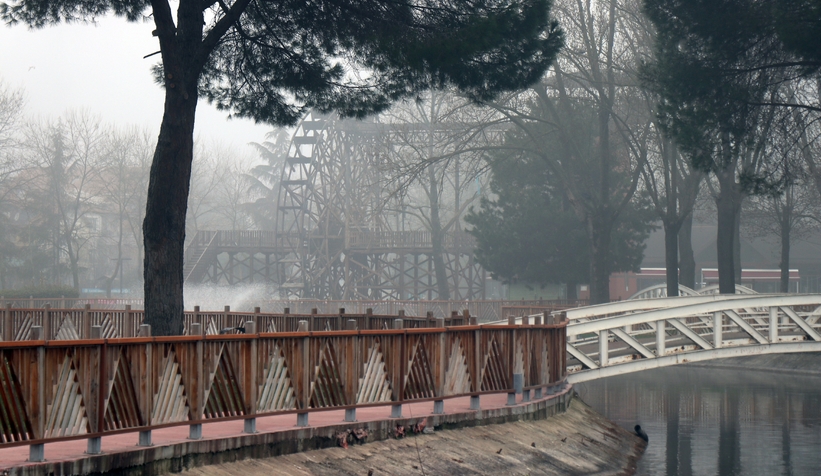 Sakarya'da sisli güne uyandı