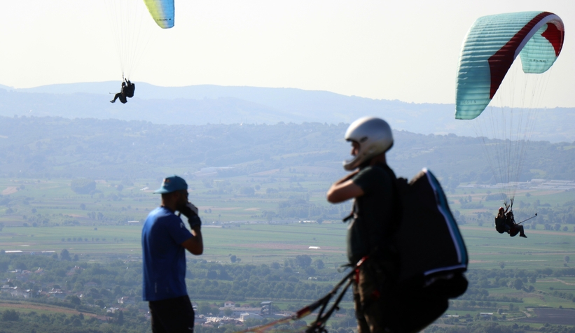 Sakarya'da yamaç paraşütü eğitimi