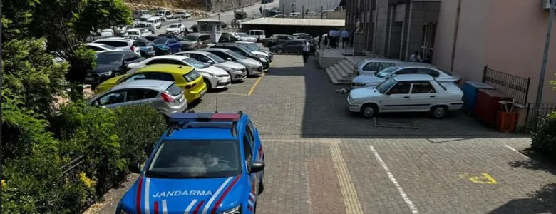 Sakarya'dan Alaplı'ya uyuşturucu götürürken yakalandılar