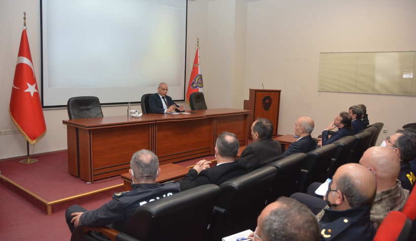 Sakarya Emniyetinde asayiş toplantısı