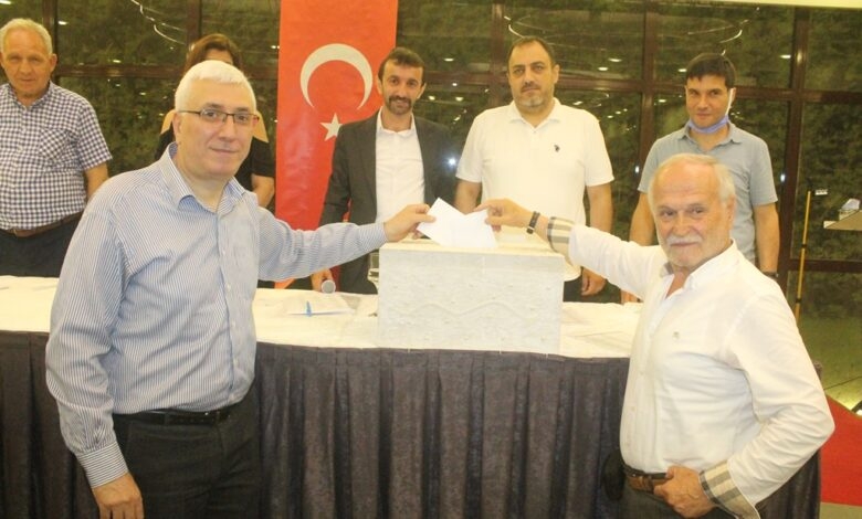 Sakarya Gazeteciler Birliği Başkanı Aydıntepe güven tazeledi