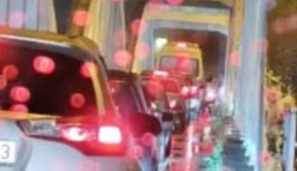 Sakarya Köprüsü'nde feci kaza: 3 yaralı