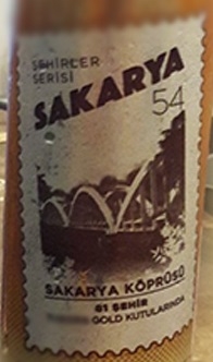 Sakarya Köprüsü'nün fotoğrafı bira şişesine basıldı