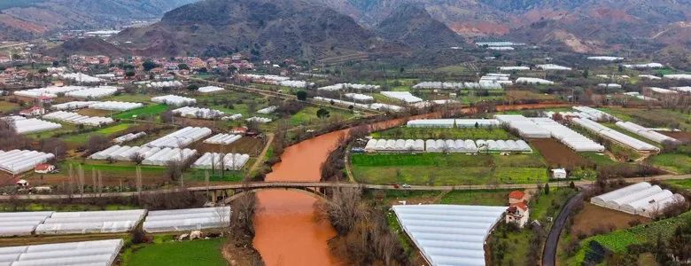Sakarya Nehri kahverengiye döndü!