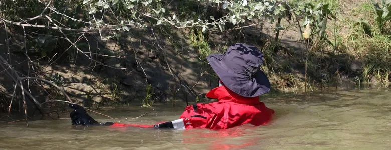 Sakarya Nehri'ne düşen çocuğu arama çalışmaları sürüyor
