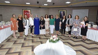 Sakarya'nın yeni valisi için Manisa'da veda yemeği