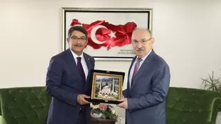 Sakarya'nın yeni Valisi veda turlarına başladı