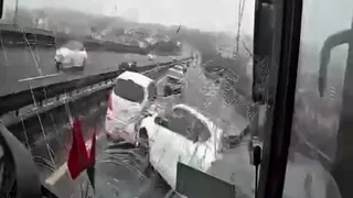 Sakarya otobüsleri kazaya karıştı 8 yaralı var