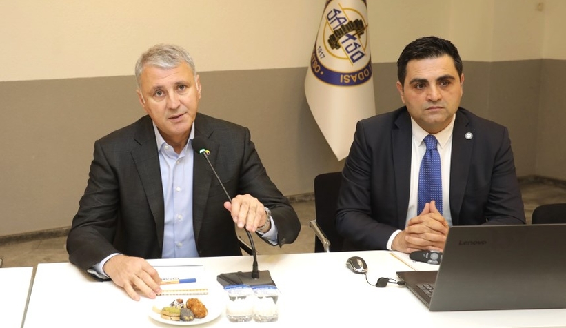 Başkan Altuğ, Meslek Komite Başkanlarıyla bir araya geldi 