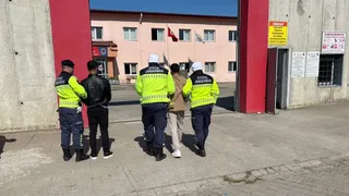 Sakaryada 9 kaçak göçmen yakalandı