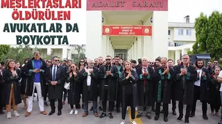 Sakarya’da avukatlar öldürülen meslektaşları için toplandı