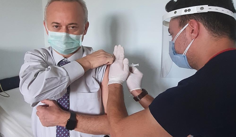 Sakarya’da ikinci doz ve 70 yaş ve üstü için aşılama başladı