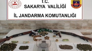 Sakarya’da jandarmadan şafak operasyonu: 4 gözaltı