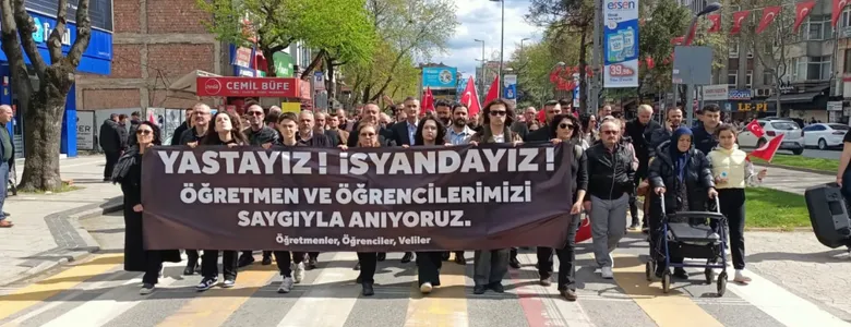 Sakarya’da okul saldırılarına tepki yürüyüşü