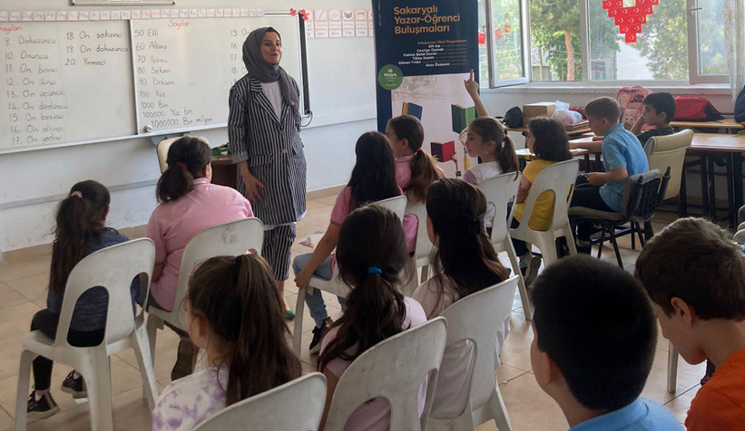Sakaryalı yazarlar öğrencilerle buluştu