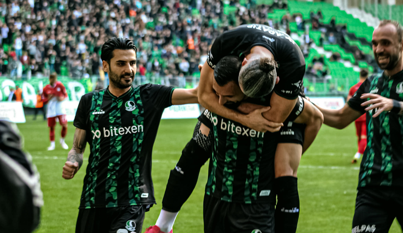 Sakaryaspor: 2 Serik Belediyespor:1