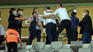 Sakaryaspor'a ceza yağdı